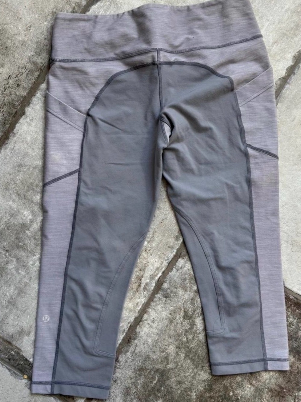 Lululemon Gray Cropped Athletic Leggings